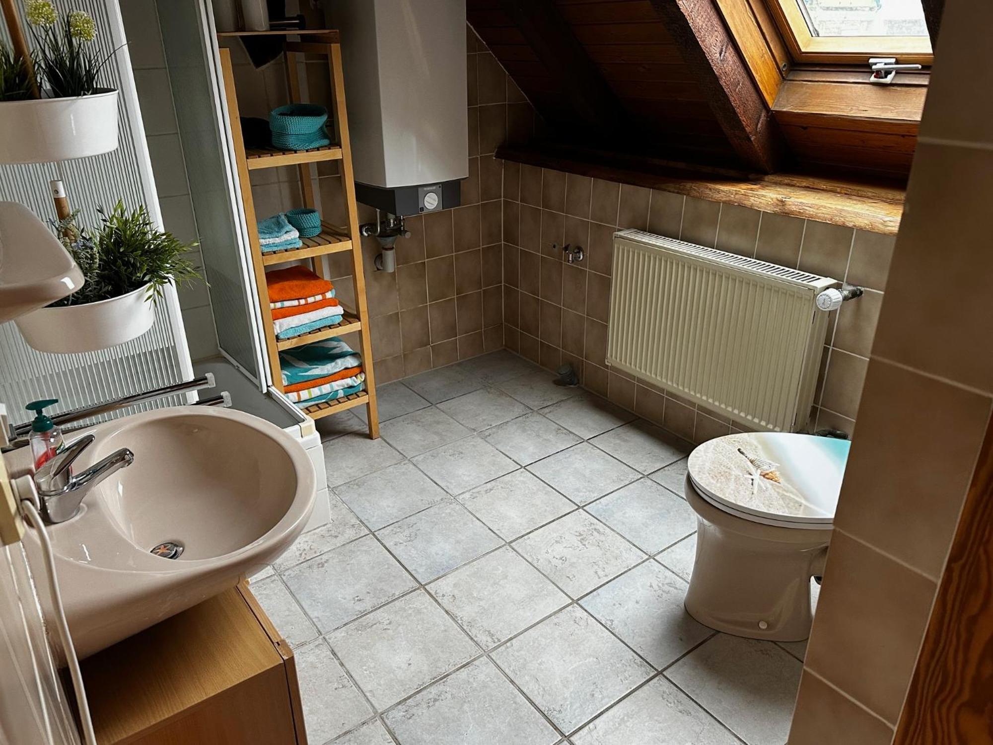 Ferienwohnungen Treiber In Eggenstein-Leopoldshafen - Naehe Kit Campus Nord Und Karlsruhe Ruang foto